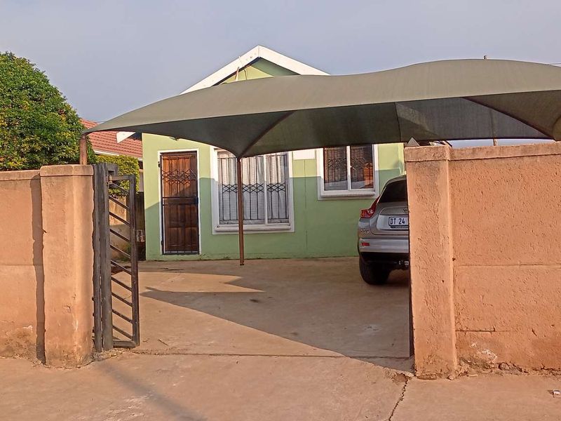 Affordable 2-Bed Home in Mahube Valley, Close to Amenities - Photo 1