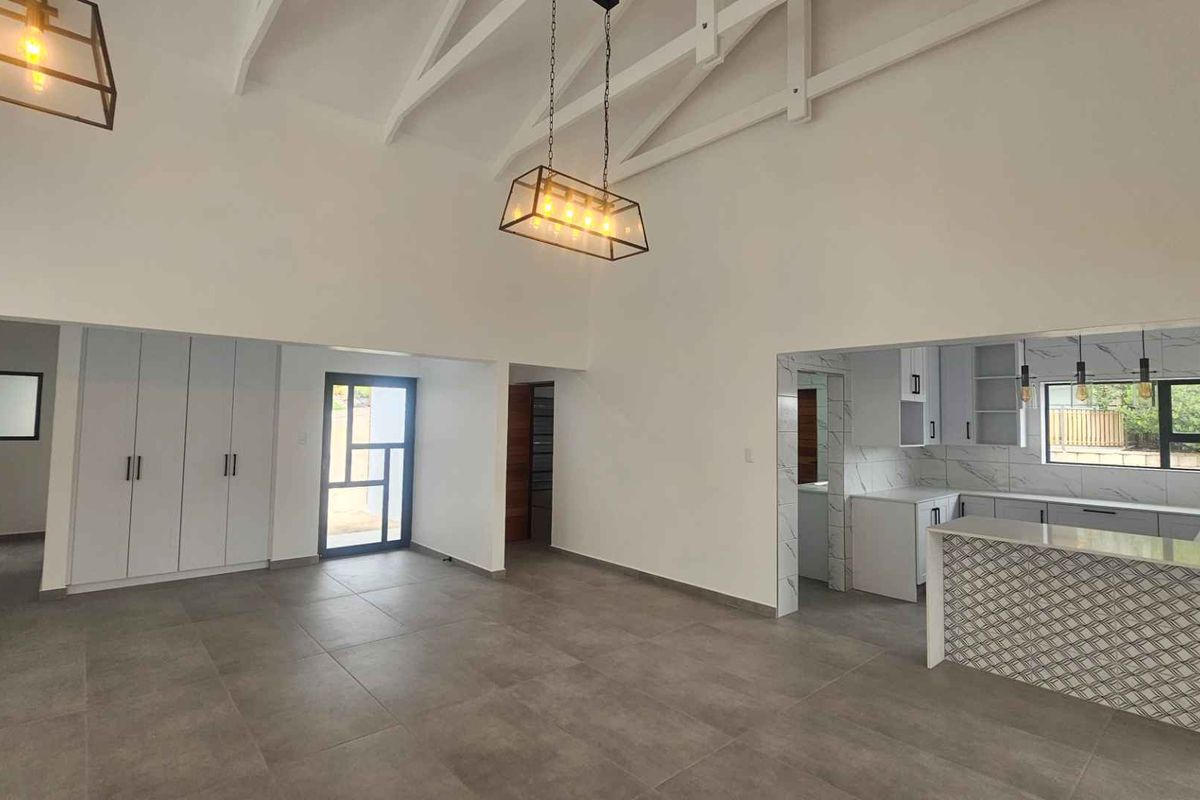 Modern Coastal Masterpiece with Breathtaking Views and Dual Entertainment Areas - Photo 5