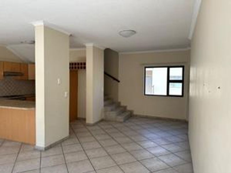 Cozy longbeach apartment for sale - Photo 3