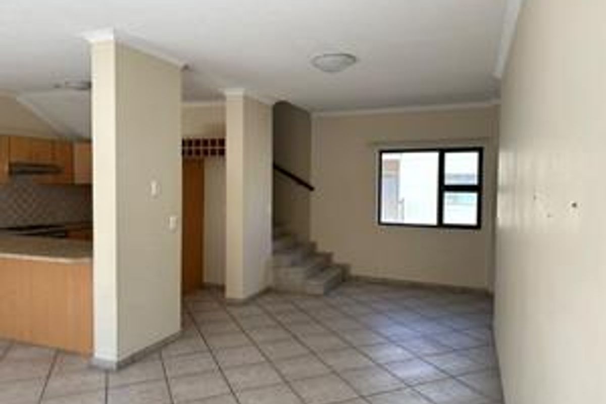 Cozy longbeach apartment for sale - Photo 3