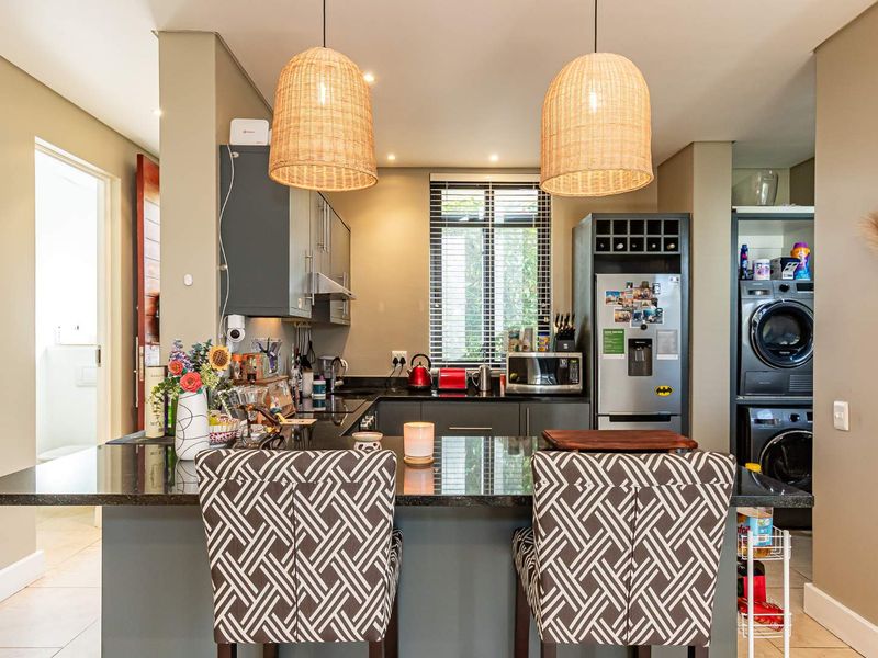 Magnificent townhouse beautifully situated at Stonehurst - Photo 6