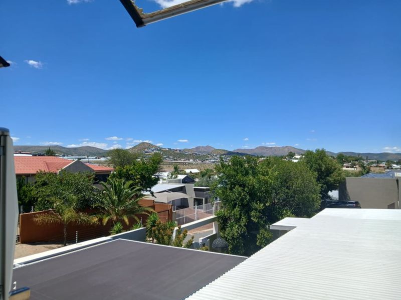 5 Bedroom Auasblick Mansion for Sale - Photo 9