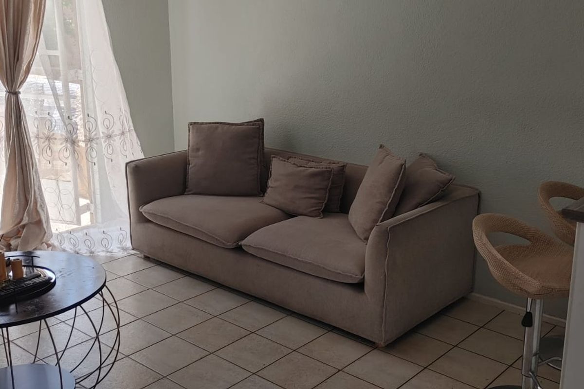 Perfect Family Home Or Intvestment Opportunity - Photo 2