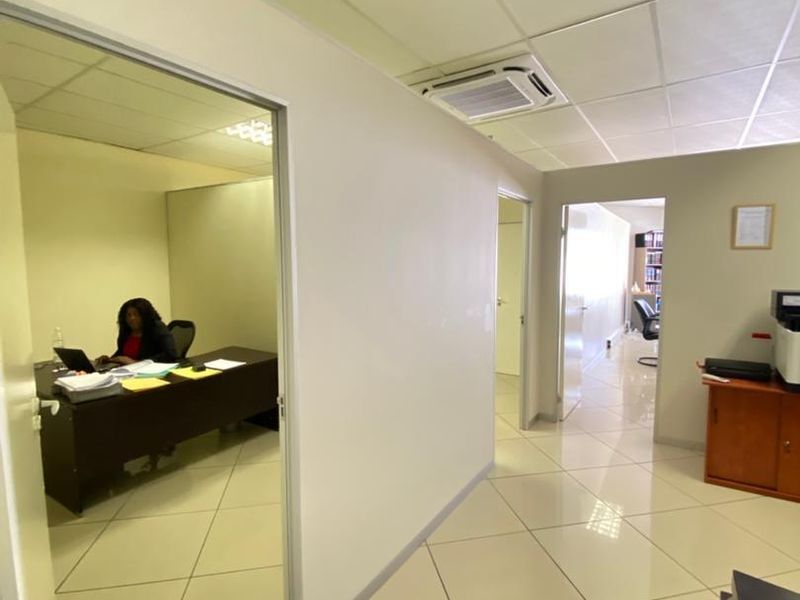 Office space for sale in southern industrial - Photo 9