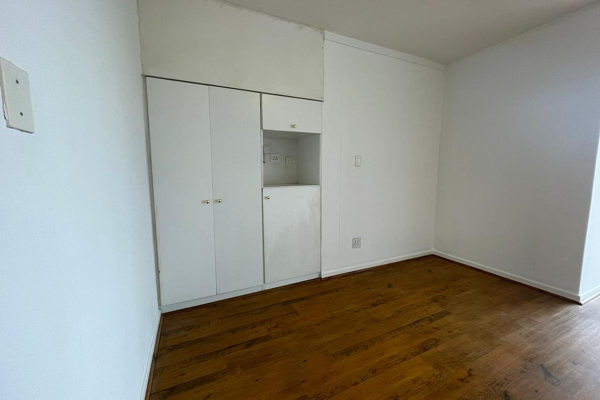 Step into this stylish bachelor 401 Illovo Mews - Photo 5