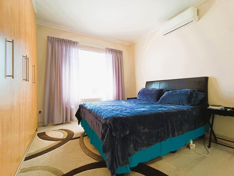 Modern Comfort Meets Convenience - Photo 8