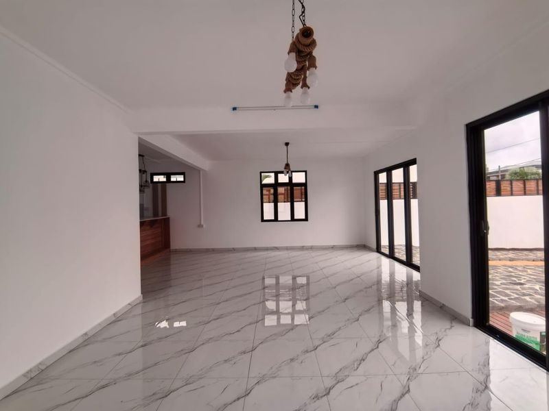 Welcome to Trou Aux Biches: Modern 4-Bedroom Villa with Pool - Photo 6