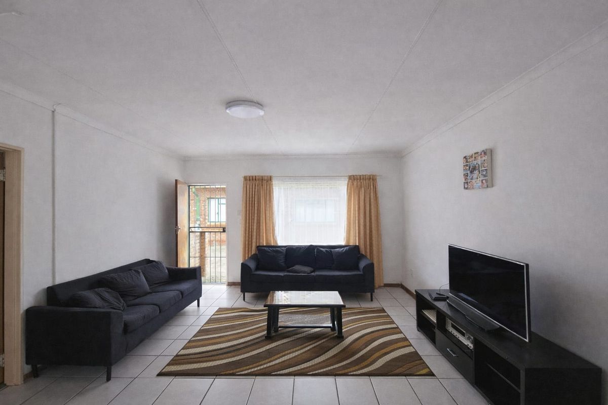 Income Property with Potential to Generate R54,400 Monthly - Photo 2