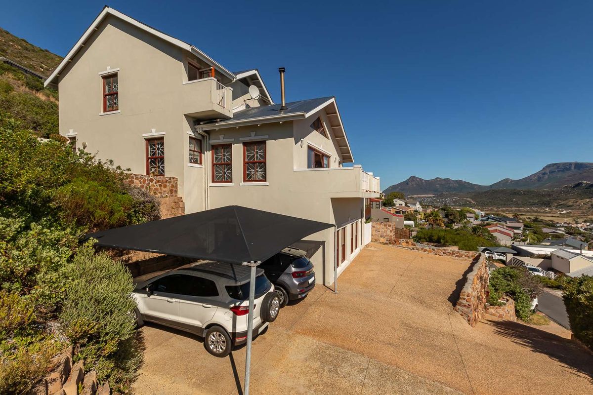 A Home That Embraces Coastal Living - Photo 4