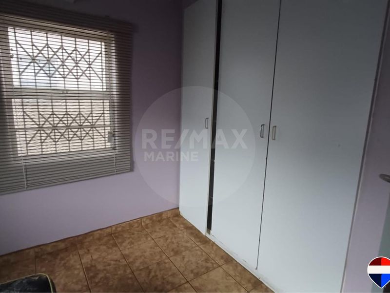 Furnished 3-Bedroom, 2-Bathroom Duplex in Secure Complex - Photo 8