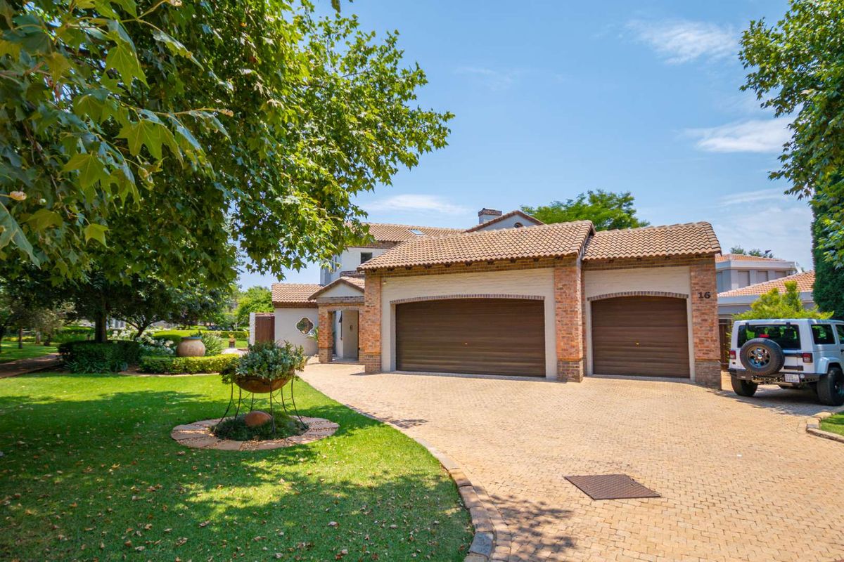 Unique Farm Style Home - Photo 2