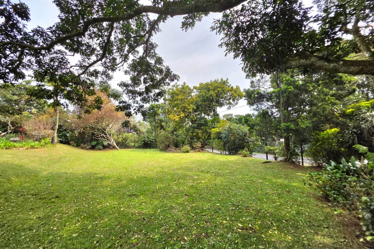 Secure 3-Bedroom Townhouse for Sale in Hillcrest – Pet-Friendly & Family-Friendly Living - Photo 5