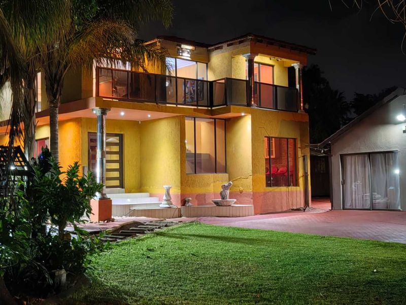 Double Storey Five Bedroom Home for Sale - Photo 2