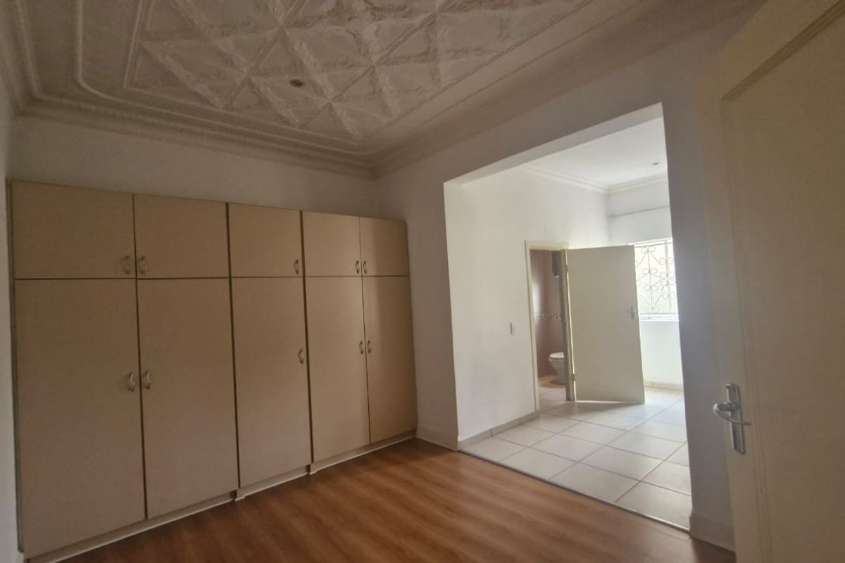 Super Neat Home with Full Flatlet: The Ultimate Space for Living and Growth - Photo 5