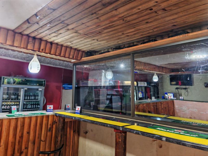 14 Bedroom Lodge With  Chapel For Sale - Photo 9