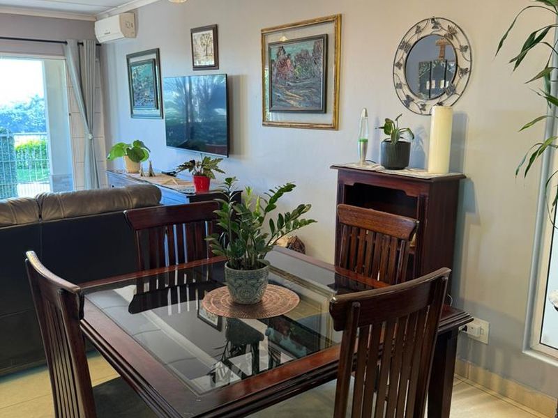 LOVELY HOME FOR SALE IN SUNNINGDALE UMHLANGA - Photo 9