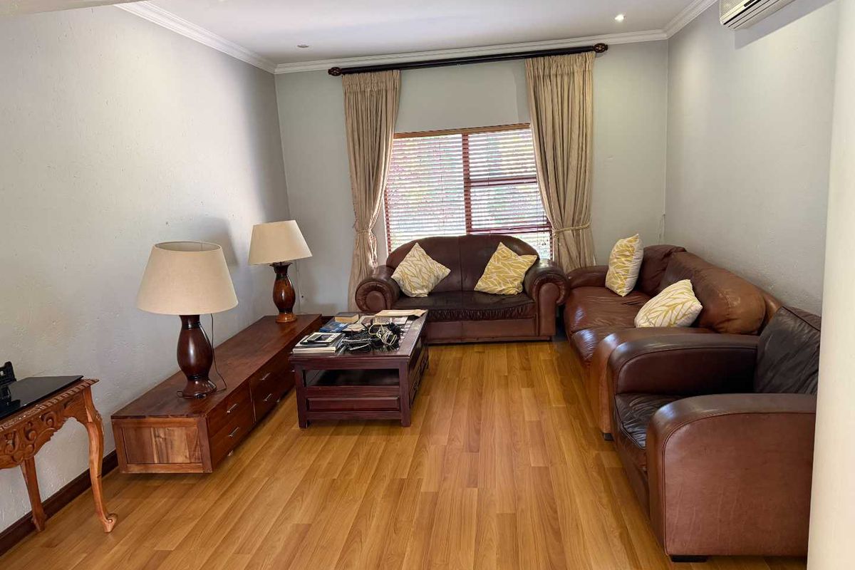 4 BEDROOM CLUSTER TO RENT IN CRAIGAVON - Photo 4