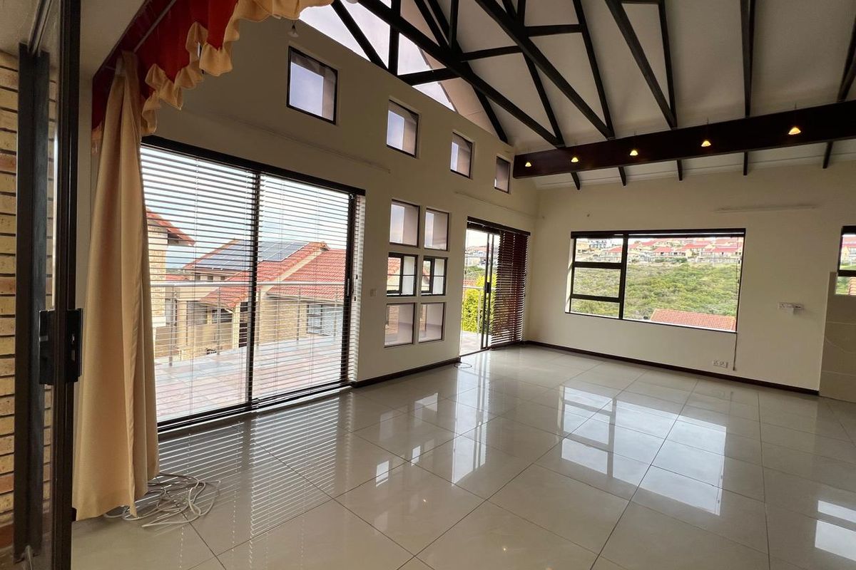 Low maintenance Townhouse in Seemeeupark - Photo 4