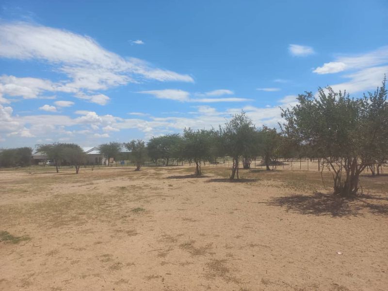 Ozombanda, Okahandja:  Agricultural Smallholding is for Sale - Photo 4