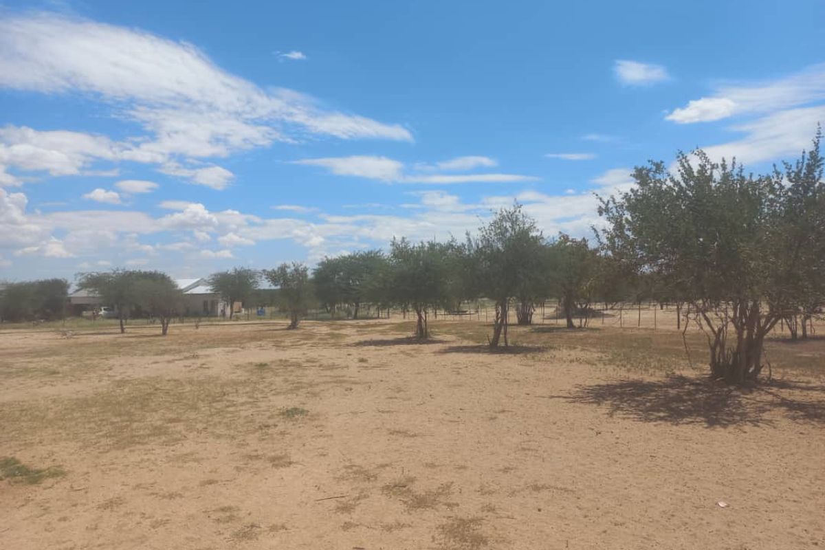 Ozombanda, Okahandja:  Agricultural Smallholding is for Sale - Photo 4