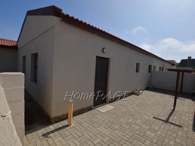 Henties Bay:  6 UNITS ON ONE ERF FOR SALE - Photo 9
