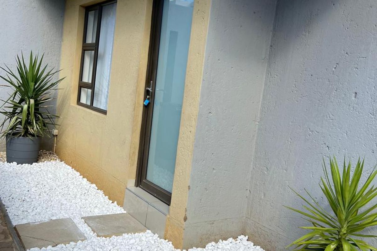 🌟Elegant 3-Bedroom Apartment in Academia – Don’t Miss Out! - Photo 2