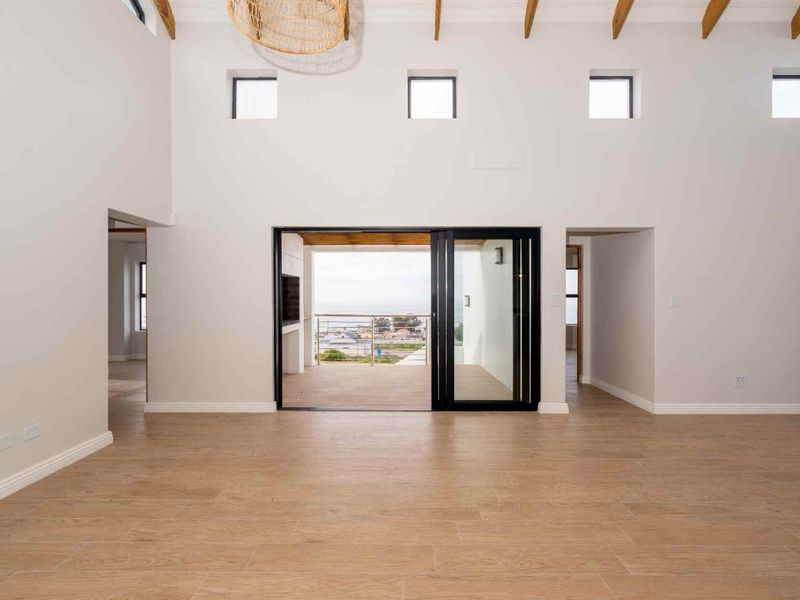 Coastal Luxury in Steenberg Cove St Helena Bay - Photo 5