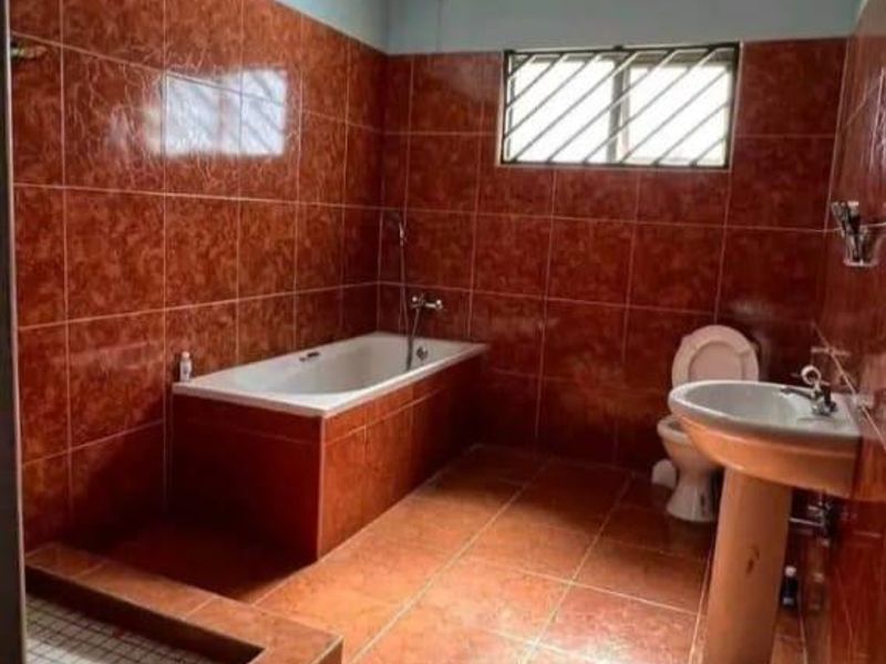 HOUSE FOR SALE IN OTJOMUISE 7 DE LAAN - Photo 3