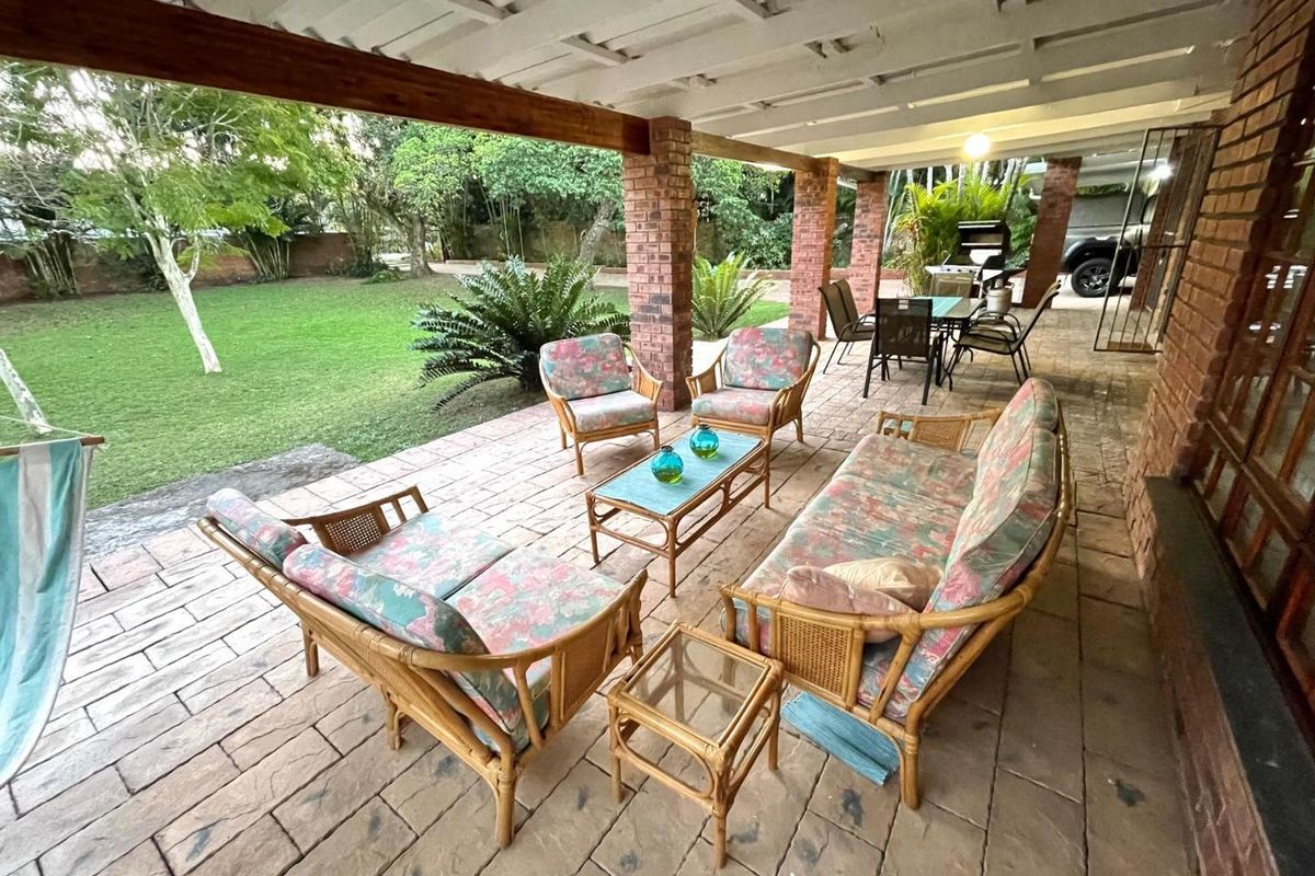 5 bedrooms House in ST LUCIA - Photo 2