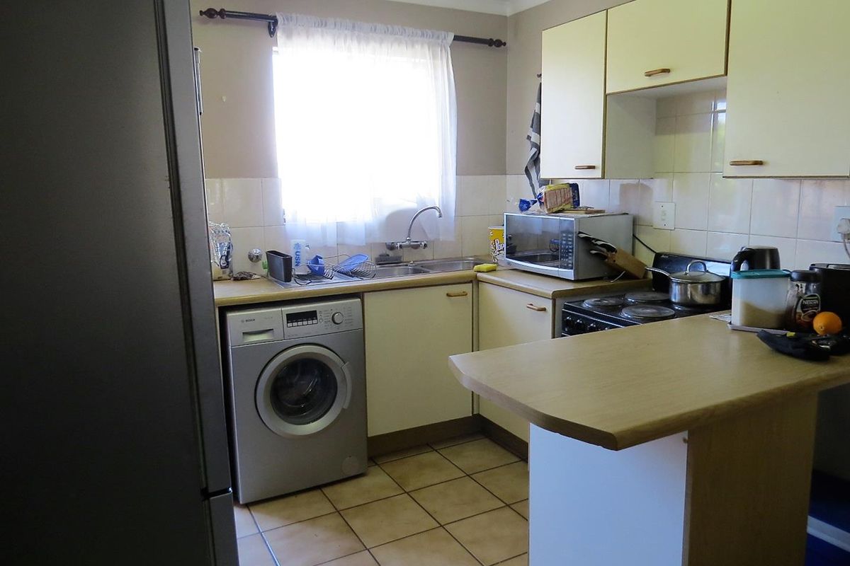 Ravenswood next to Beyers Park 2 Bedroom 1st Floor - Photo 2