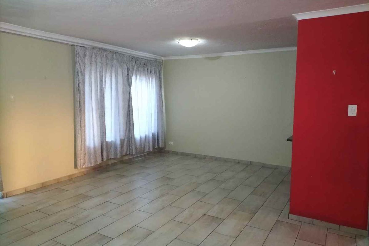 Three bedroom house to rent - Photo 3