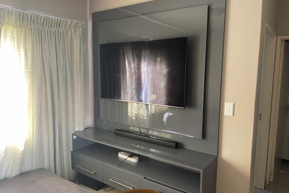 2 Bedroom apartment availble for sale - Photo 3