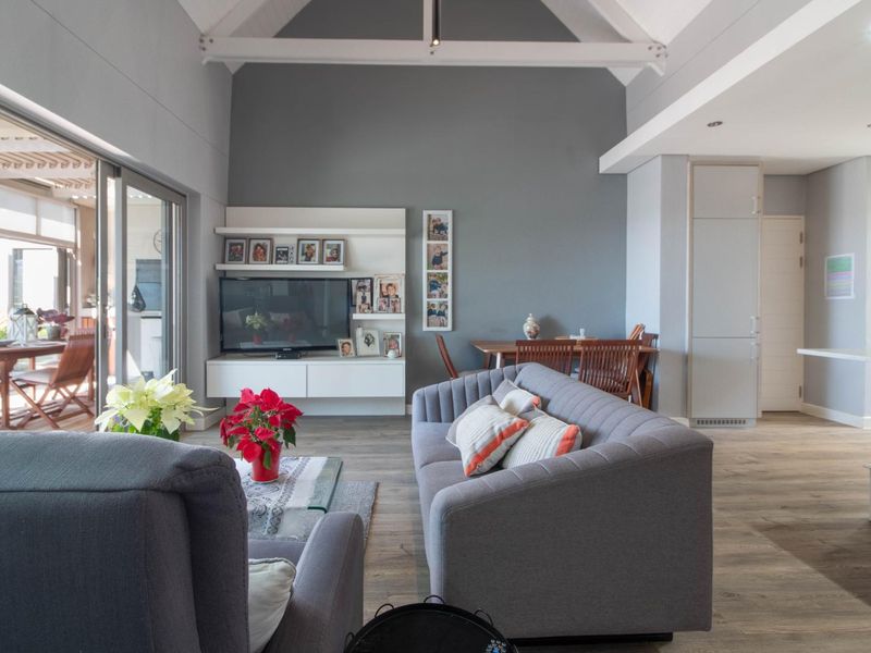 Luxurious, comfortable and convenient Retirement living - Photo 3