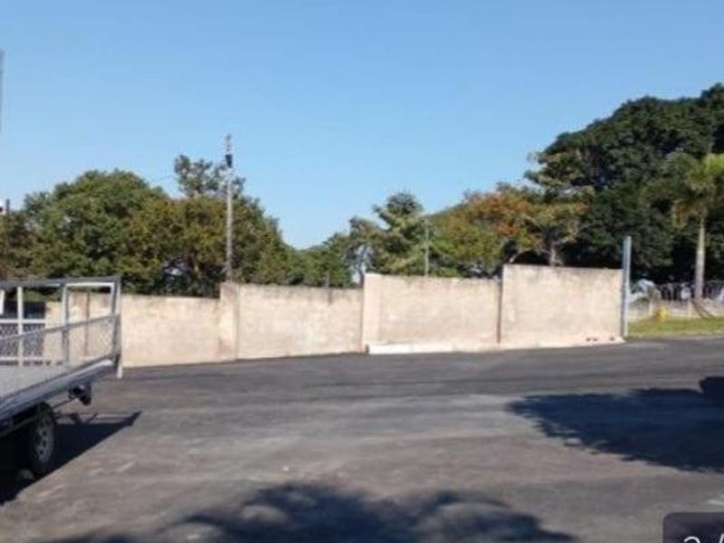 Commercial Workshop To Let in Malvern - Photo 4