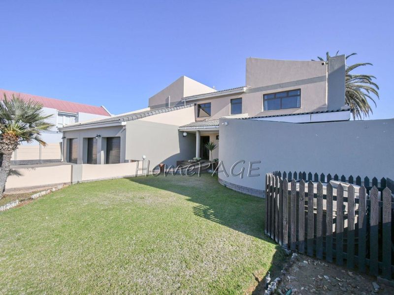 Meersig Walvis Bay:  North Facing Marvel in Sought After Area of Meersig - Photo 2