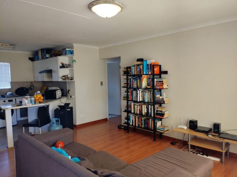 UTILITIES INCLUDED | Spacious 2-Bedroom First-Floor Unit - Photo 4