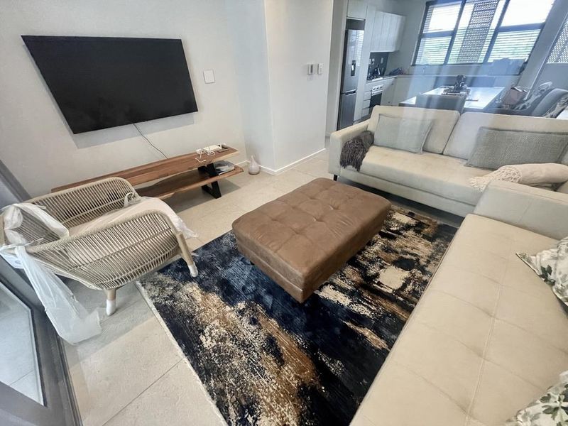 Hendra - Fully Furnished Luxury 2-Bedroom Apartment in Sibaya Precinct To Rent - Photo 4