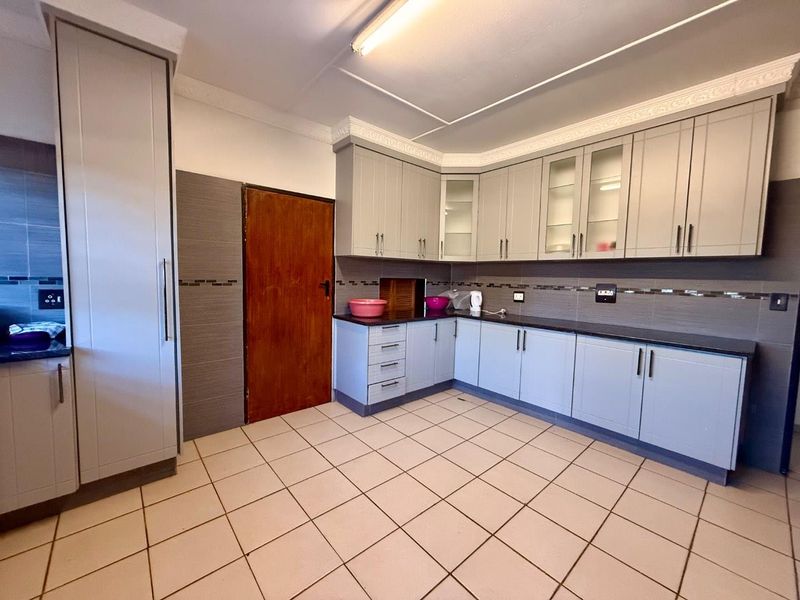 Investment Home for sale in Vryheid - Photo 2