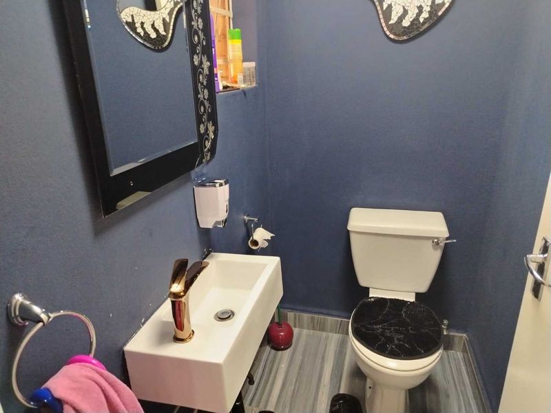 Charming Townhouse Next to Golf Course Awaits You! - Photo 7