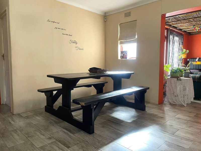 3-Bedroom Free-Standing Home in Richwood - Photo 8