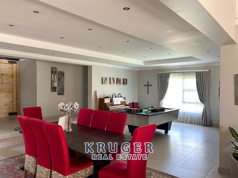 Modern 5-bedroom double story property with serene views. - Photo 6