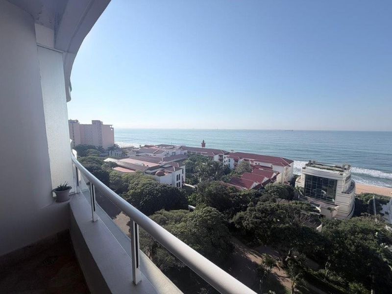 Stunning, furnished beachfront rental - Photo 3