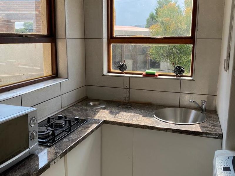 1 bedroom cottage for rental - Photo 2