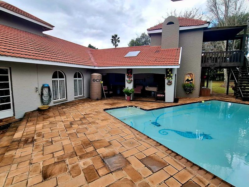 Where Space, Views and Family Living Come Together - Photo 7