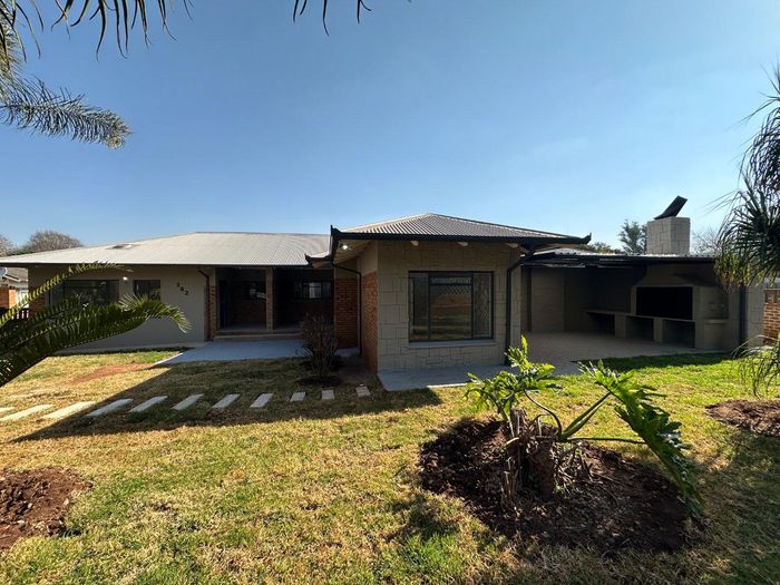 Property #2539959, House For Sale in Lyttelton Manor