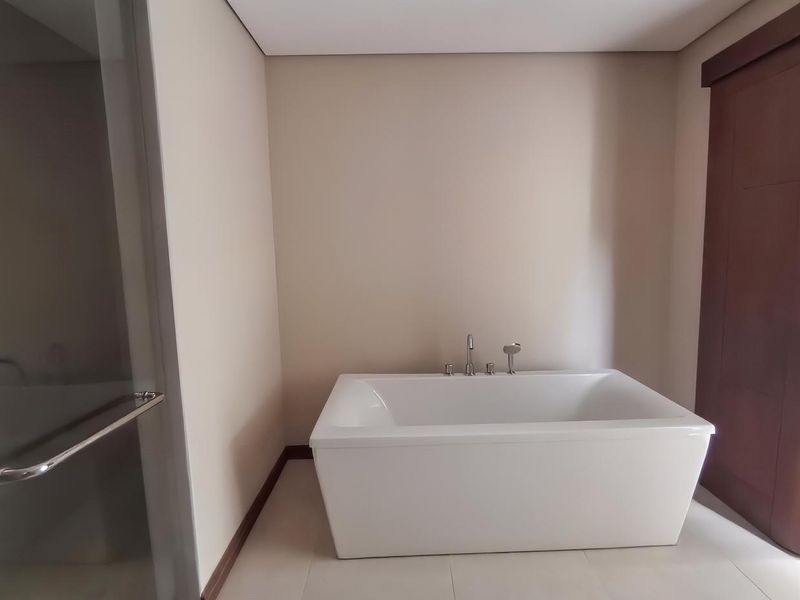 Le Savoy Residence – Luxury Living at its Finest - Photo 9