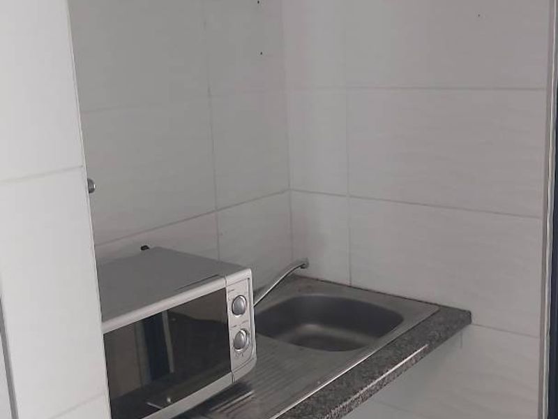 Mixed use Premises to let on Main Road Walmer. - Photo 10