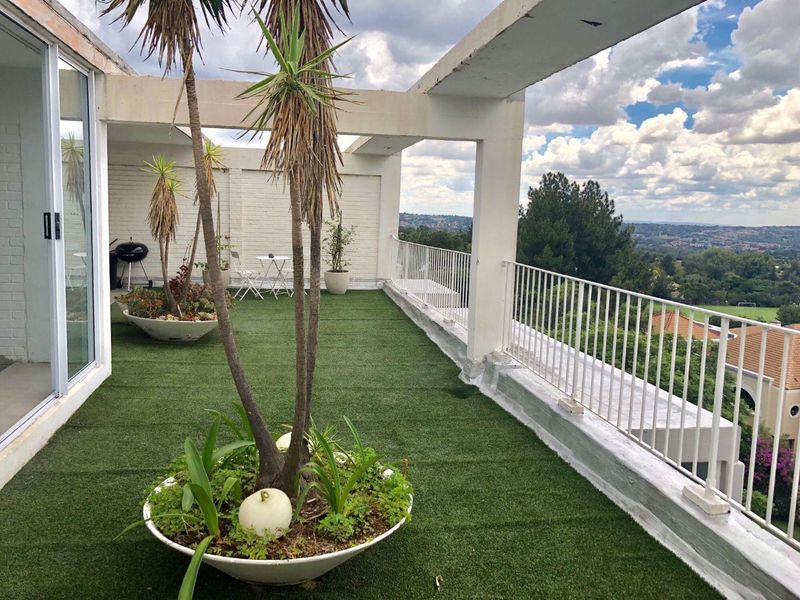 3 bedrooms Penthouse in Benmore - Photo 9