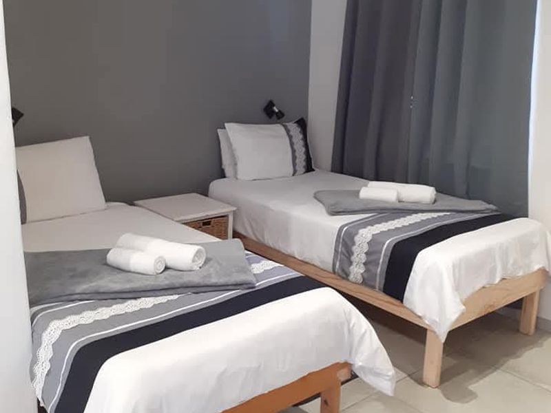 Prime Beachfront Guest House Investment – Vineta, Swakopmund, Namibia, N$ 7,245,000 | Running Concern | Strong Rental Income | 1000m2 Corner Stand - Photo 8