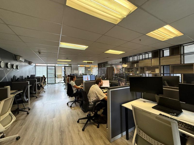 Prime Ground Floor Office Space Available for Lease in Upper Grosvenor Office Park, Sandton - Photo 7